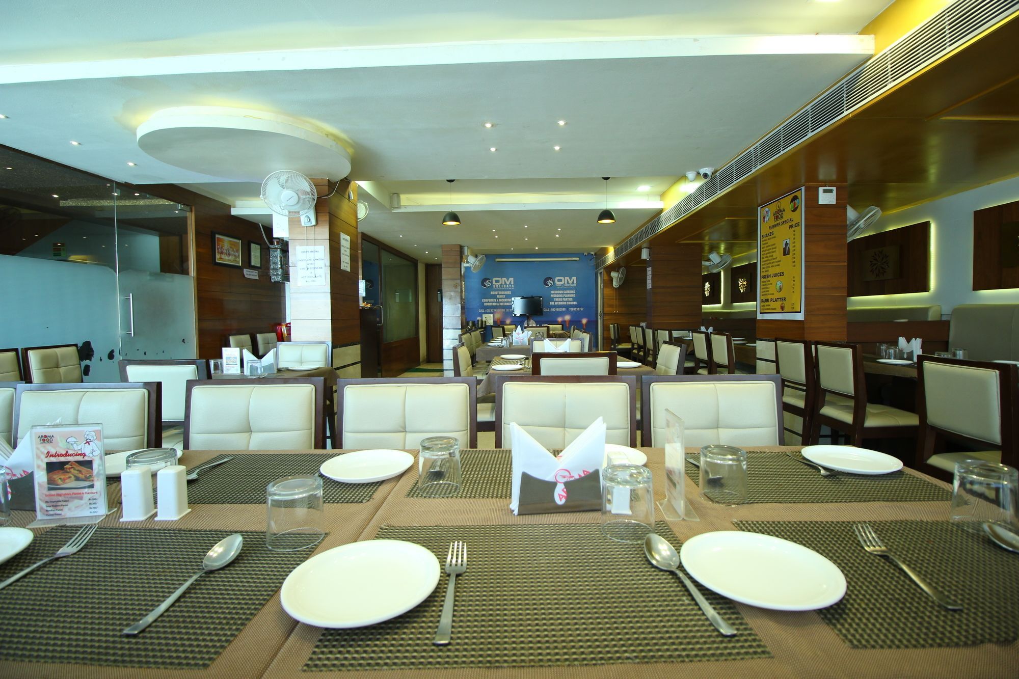 Oyo 8992 Hotel Kyra Αχμπανταμπάντ Εξωτερικό φωτογραφία