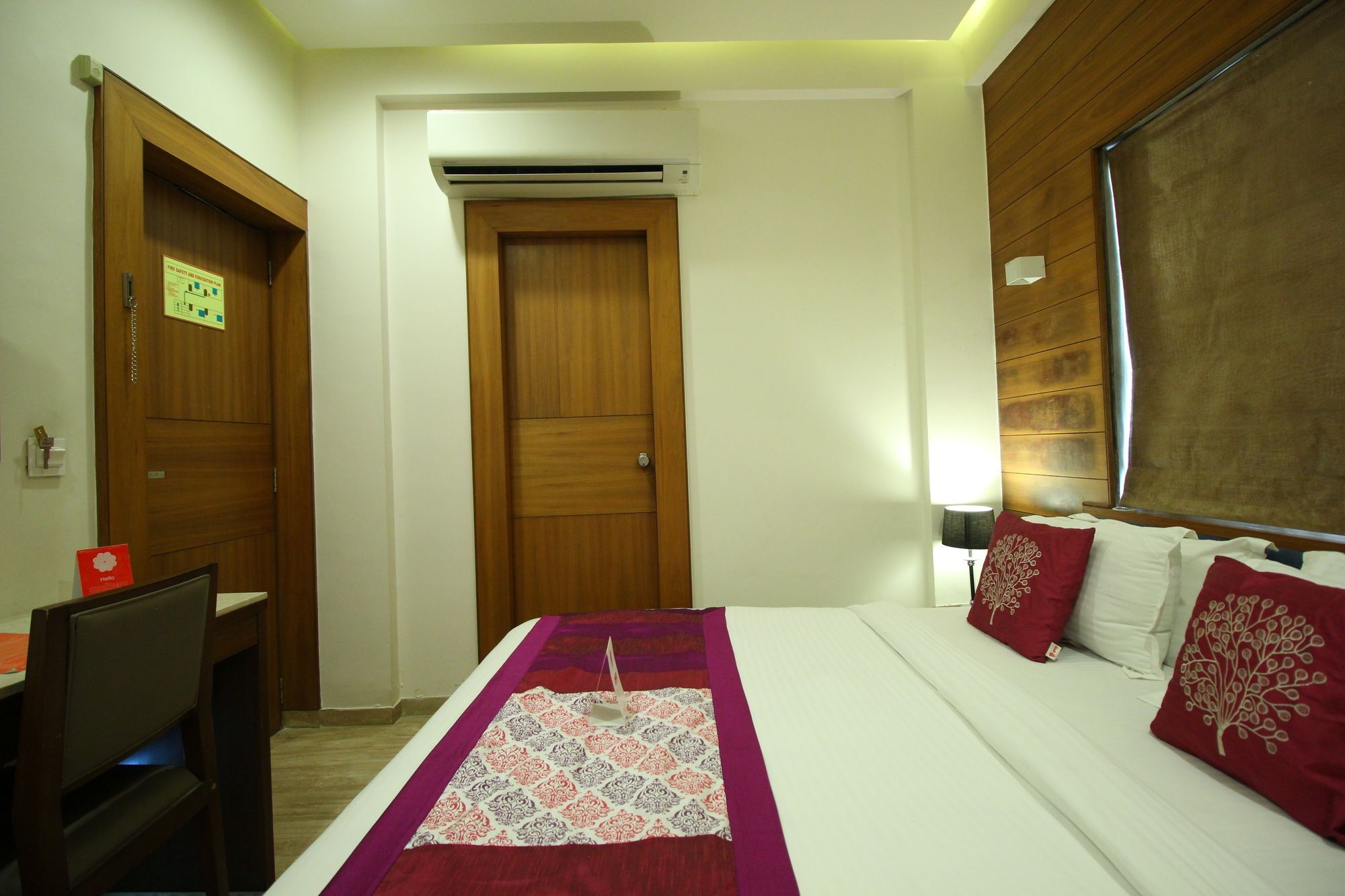 Oyo 8992 Hotel Kyra Αχμπανταμπάντ Εξωτερικό φωτογραφία